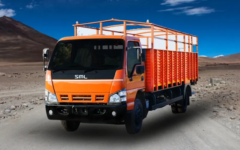 Supreme Metro CNG